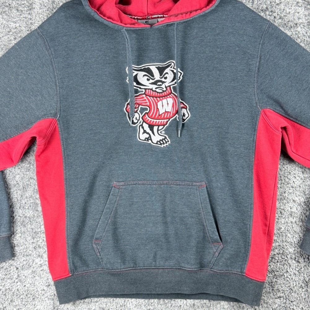 Wisconsin Badgers Hoodie Men's XL Bucky Badger Colosseum NCAA Grey Red Pullover - Picture 5 of 16